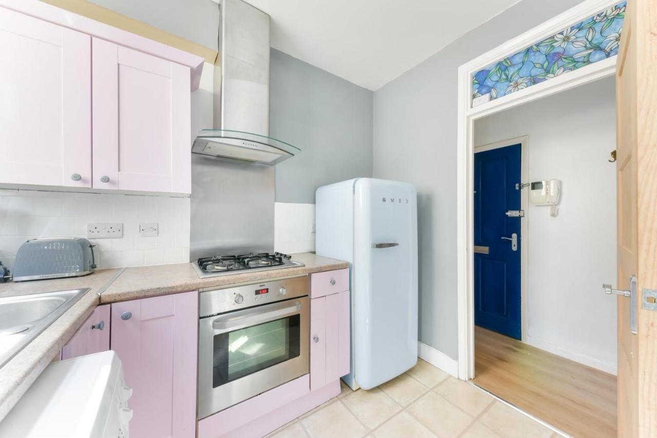 Cozy 1-Bed Apartment In Brixton Londres Extérieur photo