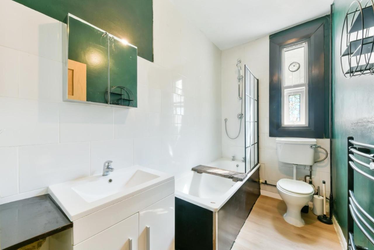 Cozy 1-Bed Apartment In Brixton Londres Extérieur photo