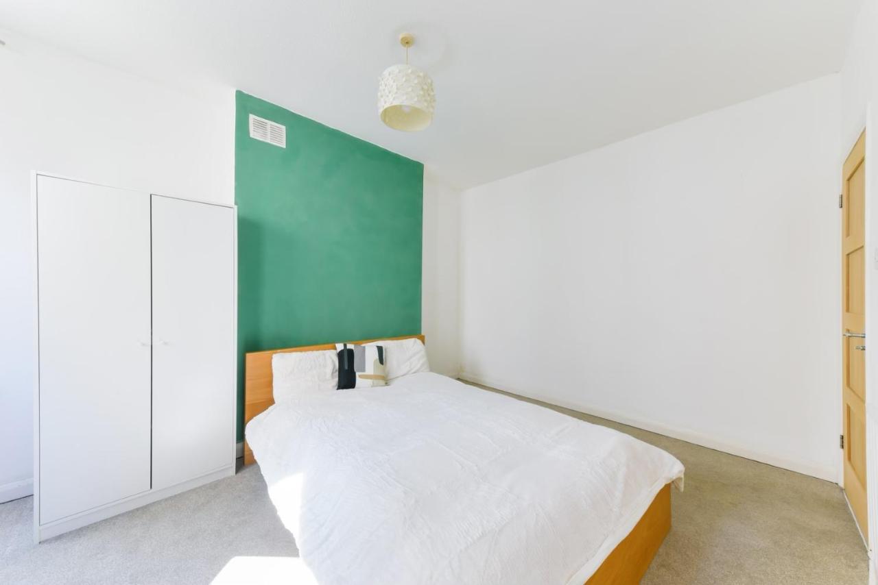 Cozy 1-Bed Apartment In Brixton Londres Extérieur photo
